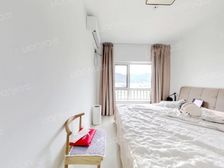 南山嘉园,精装修 两居室,中间位置,不临街,总价低