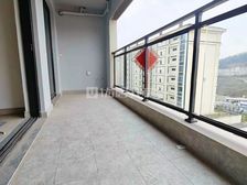 万科精装四房双卫,纯洋房社区,板式结构,环境宜人