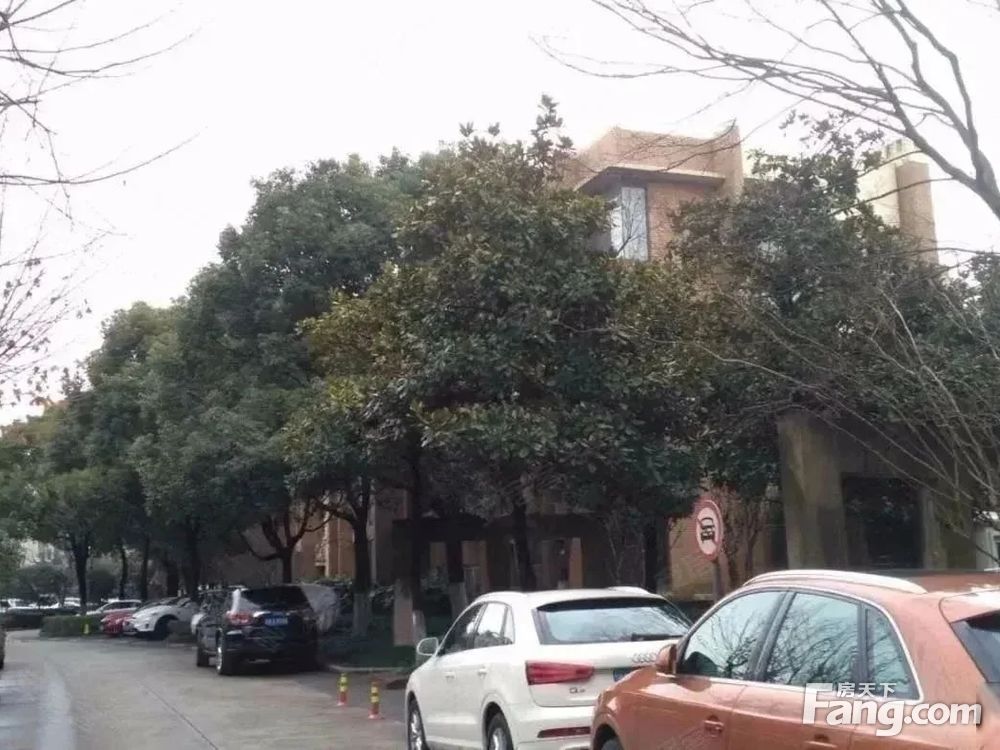 小区相关图
