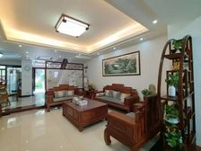 松山湖1号中式风精装4房 保养好门口可以停车