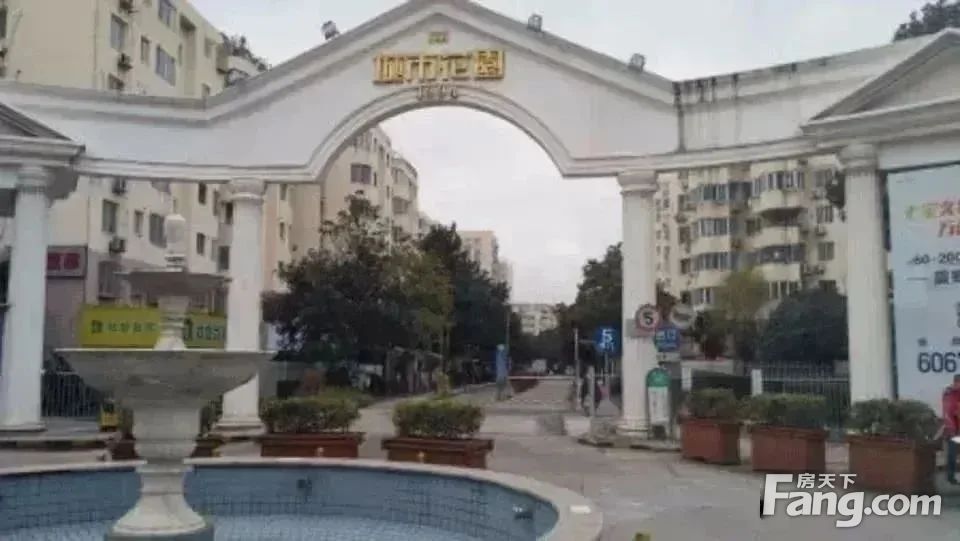 小区相关图