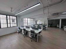 打浦桥商圈精装全配235平独立空调4,12号线大木桥路站旁