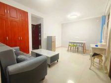 楼层不够,价格来凑!小区里没有对手,好房子别错过,随时看房!