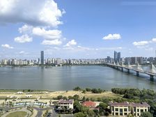 东北端户看江带厨房丨全新豪装4加1格局丨拎包办公丨随时看房