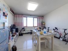 柏林爱乐三期,小板楼,南北通透,两梯三户