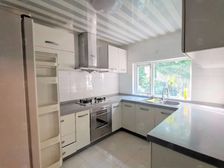 附送80平露台户型,上百装修,看中价格能谈,这个户型就4套