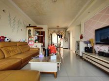 山谷四房出售南北对流户型自住看房方便