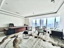 郑州东站旁 办公室招租 面积50至2000平不等 可随时看房