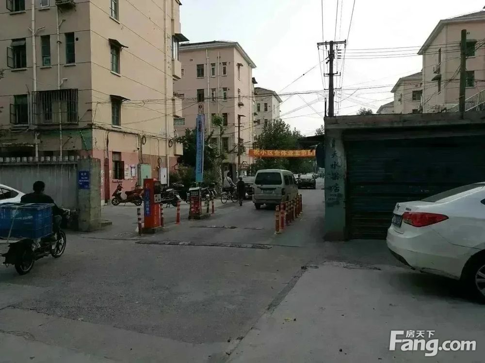 小区相关图