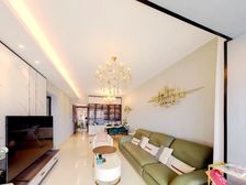 新世界凯粤湾 高层望江 业主全新装修 保养特别好 基本不需要