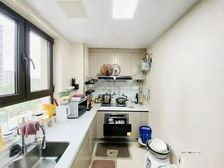 好位置!好房子!简装修全新家电!