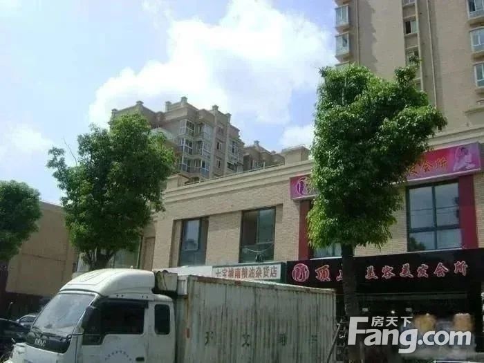 小区相关图