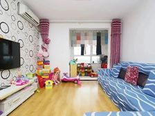 首付59W带车位,满5,长阳国际城,南北通透,中间层三居