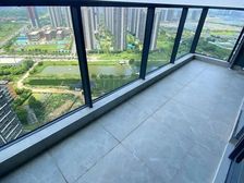 小区 一套景观房 送车位 少50个 包税