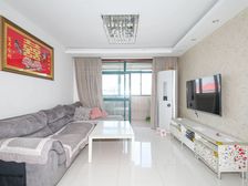 2008年小区,电梯中层 低总价三房,采光好视野棒 近地铁