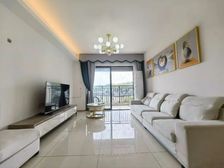 (华润润溪山)三房两卫精装修 急售 随时可看价格可谈