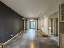 急售首付12.3万买渝北爱琴海商圈精装两房改三房朝南