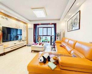 八方小区B区 南北通透四居 精装低层满五住宅