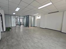 西三旗办公室出租丨140平精装修可注册丨近地铁出行便利随时看