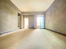 中央公园旁边,商圈近在咫尺,人和协议,安心卖!