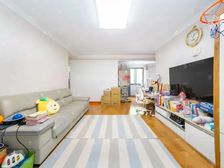 九城湖滨经典大2居格局无浪费电梯房价钱可议