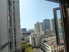 业主已买急售丨南北通厨卫全明丨附赠产权车位丨精装修拎包入住丨