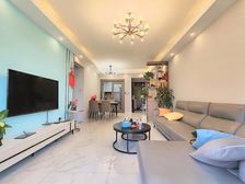 碧桂园天誉,全新装修三房,拎包入住,价格可谈