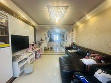 景观房 地铁300 可看东方明珠三件套 采光一览无余 可刀