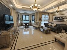 鸿基彼岸水系类独栋,自主豪装300万,带南北超大花园