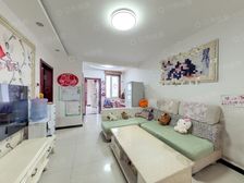 高铁片区旁,盛邦花园三区,精装两室,报价67万,可谈,详询我