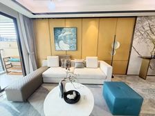 一手新房 送全屋家电家私 天虹商场旁边精装交付 无中介费。