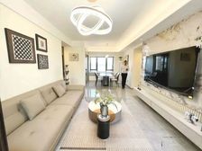 一手新房 送全屋家电家私 天虹商场旁边 南向 精装 现房