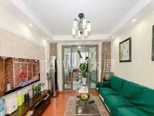 地铁口精致三房,全屋家电全送,带车位,满五年,诚意售