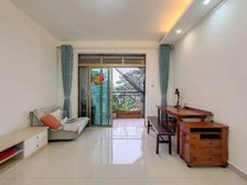 东骏豪苑 2室1厅 好楼层业主诚心出售