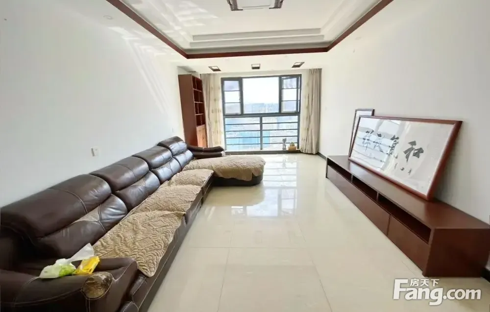 急卖！天怡峰景 丨停车方便小区中间丨价格美丽丨证在手满五年