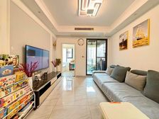 金辉御江府 3室2厅1卫 精装修 105万元