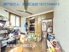 周家湾小区一楼有院子,边套全明拎包入住视线好舒适