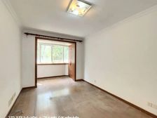 俞三小区 ,双南双天井!一梯两户,南北通,位置安静,户型方正