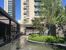 底价购房咨询我 下跃负层挑高6.2米 实得面积306㎡