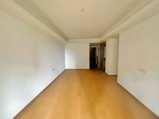 前面是小高层的,阳光很好,急急急,看房有钥匙