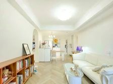 奶油风精装 三开间朝南 16年次新盘 带地暖