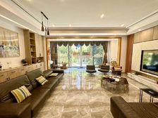 急卖!联排别墅!花园80平 双套房5室 正朝南 价可大刀