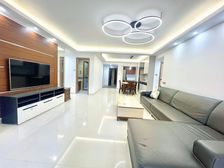 松山湖北部 168平方四房三卫 全新装修 业主诚意急售