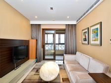 漕河泾 品质小区1房2厅 房龄新 方便停车 钥匙在手