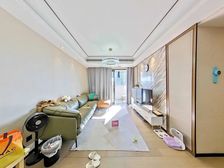 光明龙光玖龙台四房,近地铁,业主急售,同户型低价