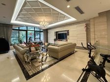 圣莫丽斯总价很低的联排别墅,东西双入户,诚意出售