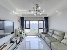 此房满两年,纯毛坯,高楼层视野采光好房东诚心出售