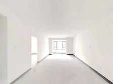 中间楼层 三室双卫 南北通透 毛坯房可自由装修