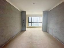 恒锦花苑一区 南北通透,采光好 近地铁 中间楼层