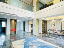 奥体市政府旁 空中别墅!全运村百合园 9成新,客厅挑空有车位